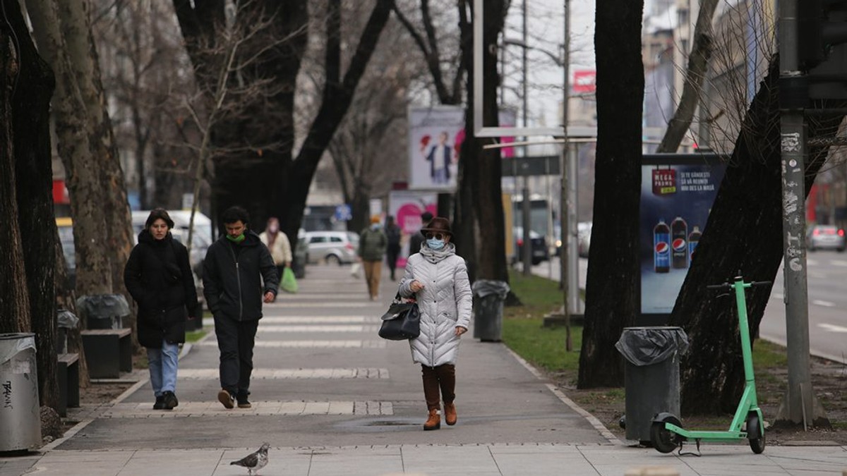 VIDEO Noi restricţii în București: Magazinele și restaurantele, închise de la ora 18.00 în weekend. Circulația persoanelor, interzisă după ora 20.00 în weekend și după 22.00 în timpul săptămânii
