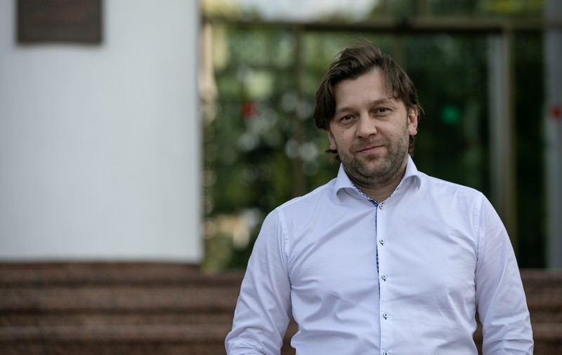 CORESPONDENȚĂ DIN CHIȘINĂU/ Dumitru Alaiba, deputat al Blocului ACUM: „Liderii PD şi-ar dori violenţe, nu vor să renunţe la putere paşnic” - VIDEO