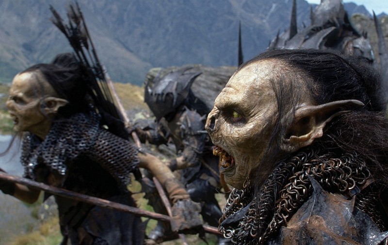 Peter Jackson va regiza filmele "Hobbit"