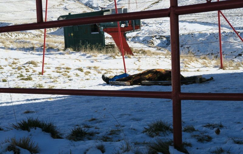 Accident de muncă pe Valea Prahovei. Un bărbat a murit după ce a căzut din telescaun