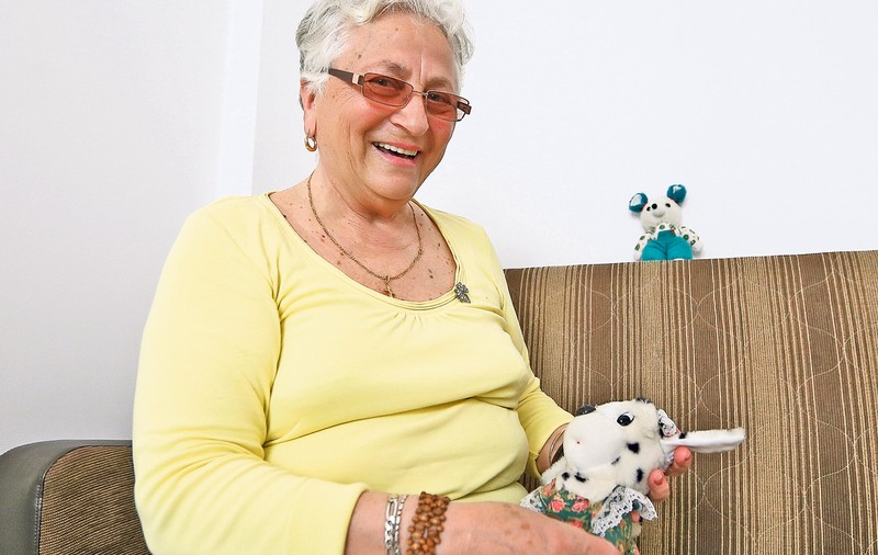 Distracții pentru vârsta a treia! Cluburile seniorilor din marile orașe sunt luate cu asalt de amatori