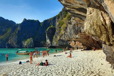 Plaja Maya Bay din Thailanda | Foto: Profimedia