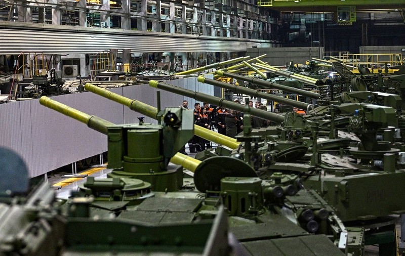 Ucraina a devenit cel mai mare importator de arme din lume. Pe locul 2 nu este Rusia, ci o țară europeană