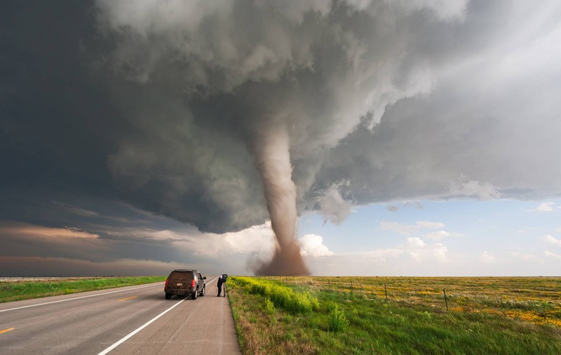TORNADE ÎN SUA. 35 de persoane au murit