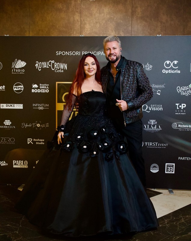 Cum a apărut soția lui Emil Boc pe podiumul de modă. Oana Boc, fotomodel pentru o zi: „Este fascinant tot ceea ce ține de creativitatea umană”