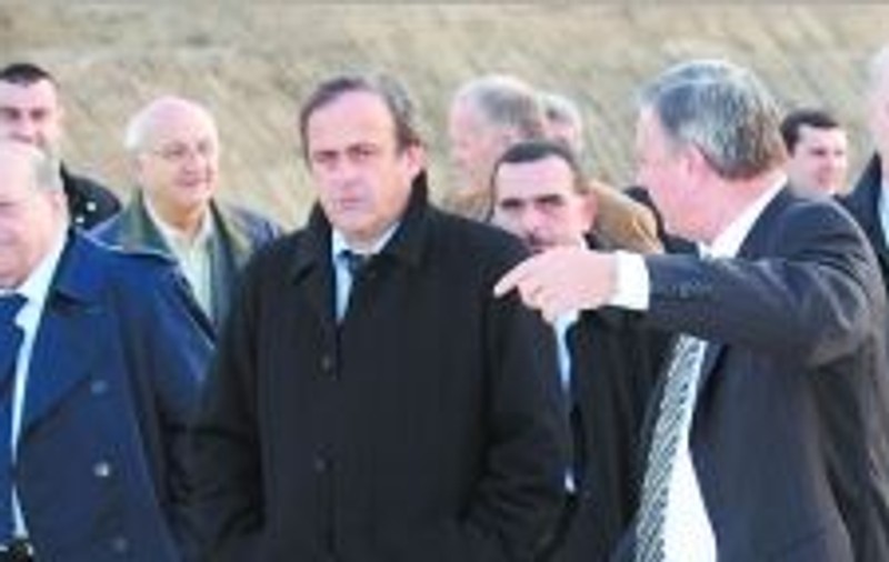 Platini, pe şantier!