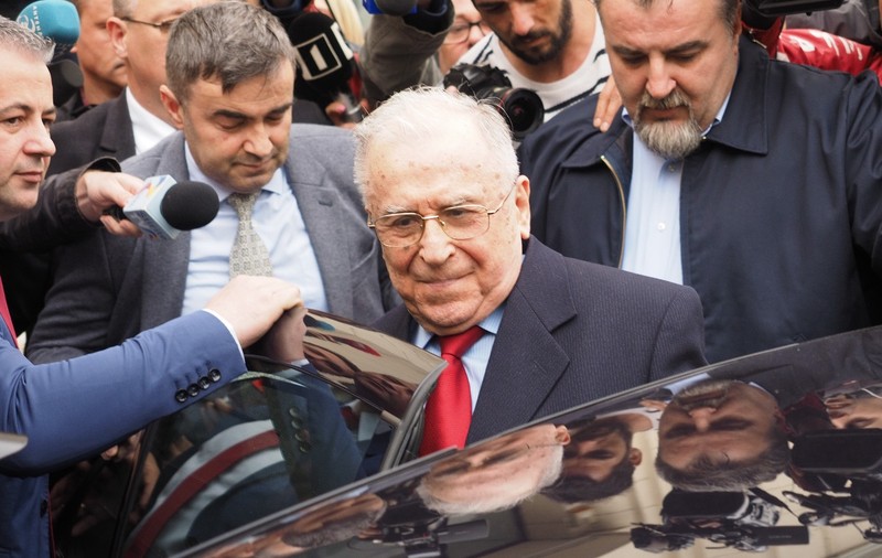 Dosarul Revoluției, refuzat încă o dată la Înalta Curte. Judecătorii care-l feresc pe Ion Iliescu de acuzații la 34 de ani de la începerea anchetei