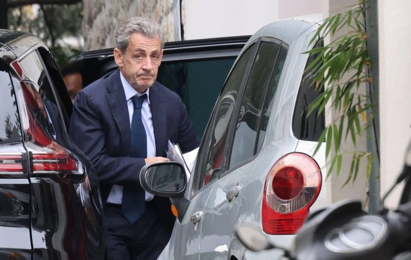 Nicolas Sarkozy va fi închis pentru conspirație criminală, cinci ani, din 21 octombrie, într-o închisoare din Paris