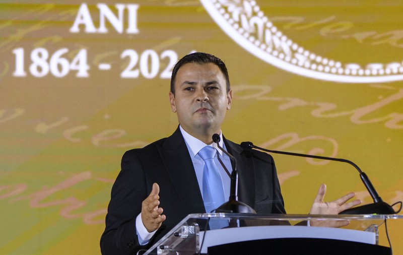 Președintele Camerei Deputaților, despre Iohannis: Dacă vrea parlamentar, să își dea demisia