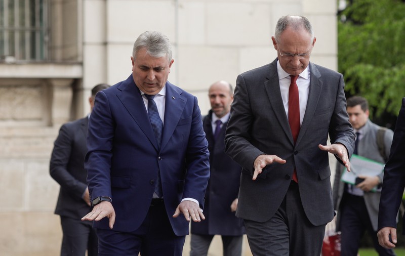 Aflat la București, Gerhard Karner, ministrul austriac de interne, spune că încă „nu poate să ne ofere o dată” pentru aderarea României la Schengen