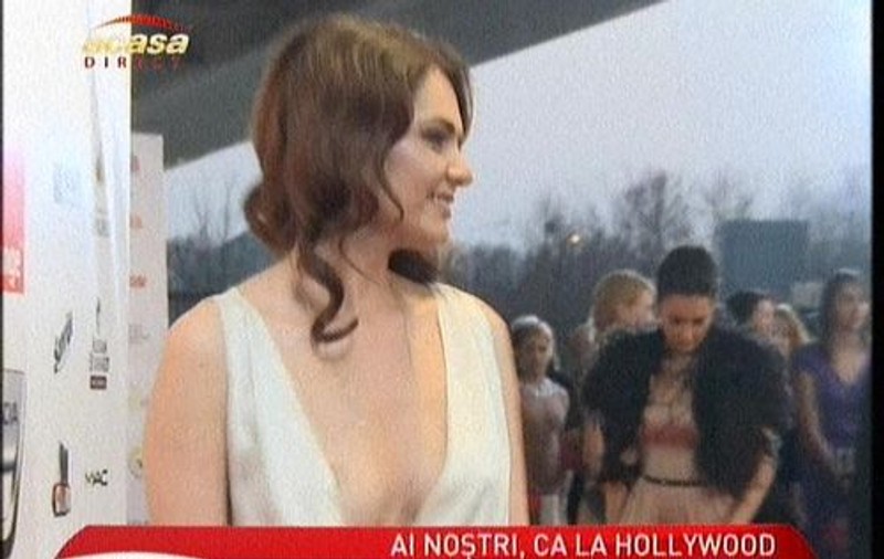 Malvina Cervenschi, cu sfârcul la vedere la Gala Premiilor Gopo | FOTO