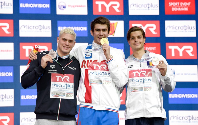 Înotătorul Robert Glință, aur la 50 m spate la Sette Colli de la Roma cu record național