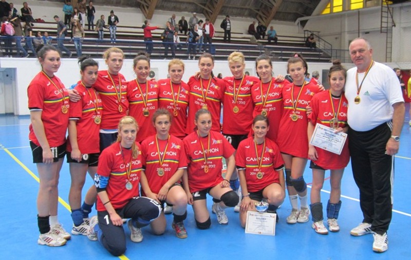 Junioarele de la LPS Iaşi, campioane naţionale la handbal feminin pentru al doilea an consecutiv 