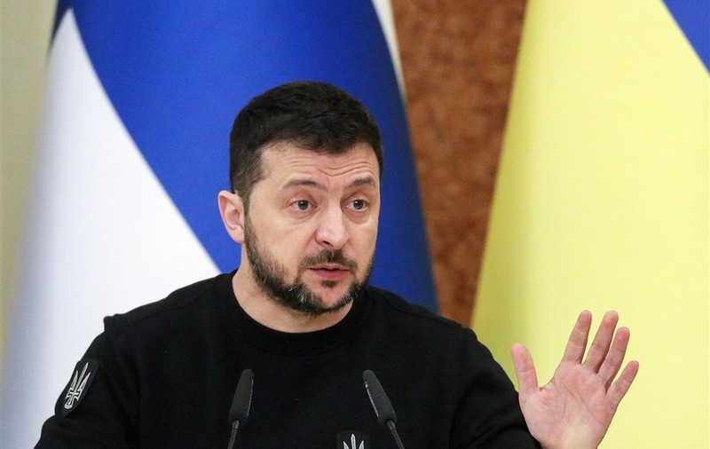 Zelenski spune că „nu este interesat" să se întâlnească cu Putin pentru negocieri de pace. Reacţia Kremlinului