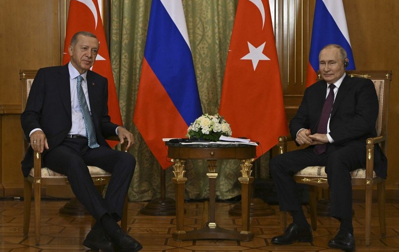Întâlnirea dintre Putin și Erdogan de la Soci, încheiată fără un acord privind cerealele ucrainene: „Ne-au forțat să ne retragem”
