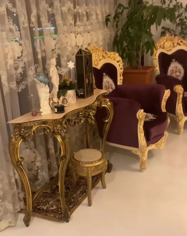 Imagini din vila în care Alin Oprea locuiește cu Medana. Doar livingul are 100 de metri pătrați: „Am reușit să îmi creez propriul Paradis”