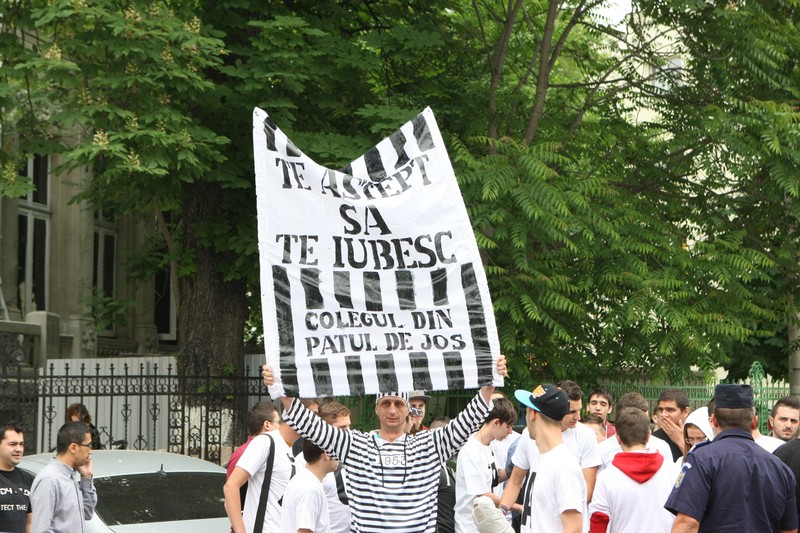 Protest extrem împotriva lui George Copos FOTO: Vlad Chirea (Libertatea)