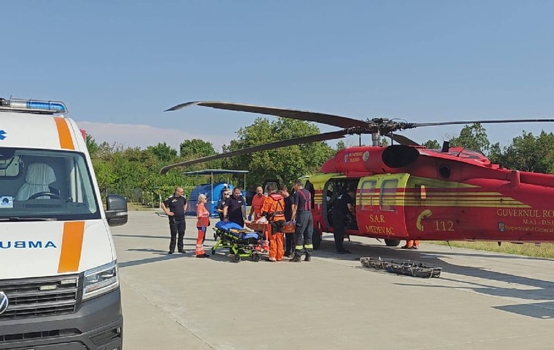 Persoană salvată cu un elicopter Black Hawk din zona Neptun Deep: Evacuare medicală de urgență în Marea Neagră