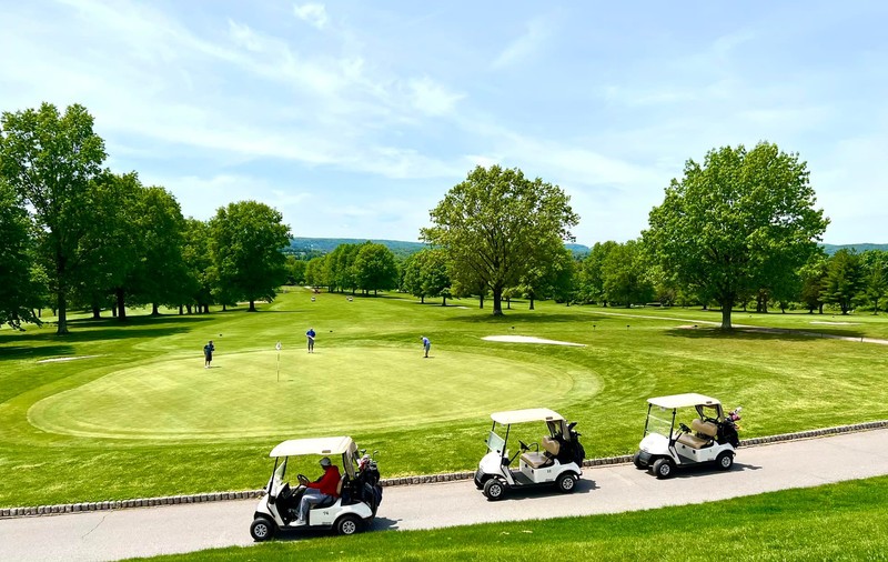 Noul ministru german de finanțe deține un club de golf pentru bancheri și miliardari. Taxa de intrare este de 120.000 de euro