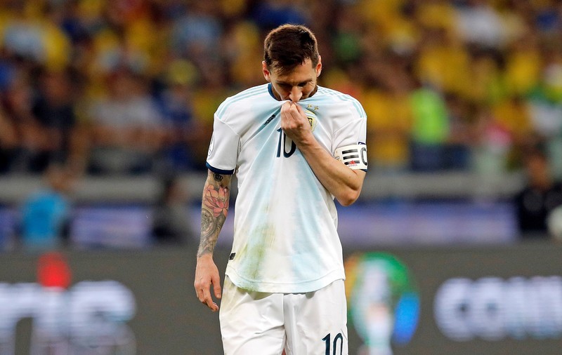Messi, dezlănțuit: ”Brazilia manipulează totul. Arbitraj absurd, i-a favorizat tot meciul”