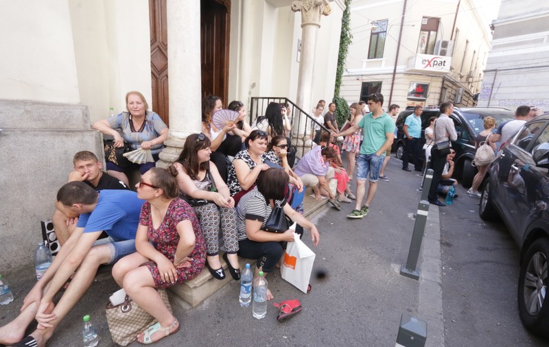 Studiu trist al Academiei Române: 23,1% din tinerii români sunt ”invizibili social”