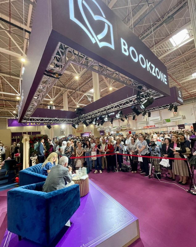 Record de vânzări la Bookfest 2025. Câte cărți s-au vândut doar într-o singură zi
