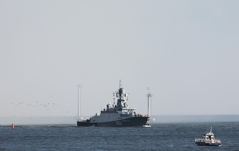 CNN: Nave rusești, văzute în apropierea scurgerilor de gaze de la conductele Nord Stream