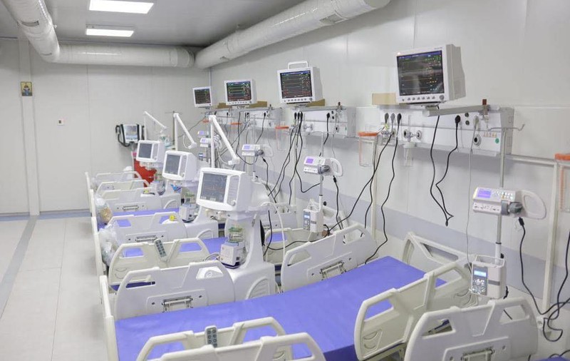 Spitalul modular din Iași, unde au ajuns pacienții de la Neamț, nu a fost recepționat integral pentru că poate îngheța la -7 grade