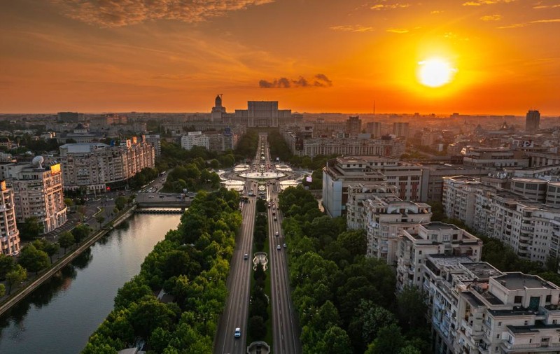 Cum va fi vremea în următoarele 4 săptămâni, în România. Meteorologii au emis prognoza și anunță temperaturi mai ridicate față de normalul perioadei