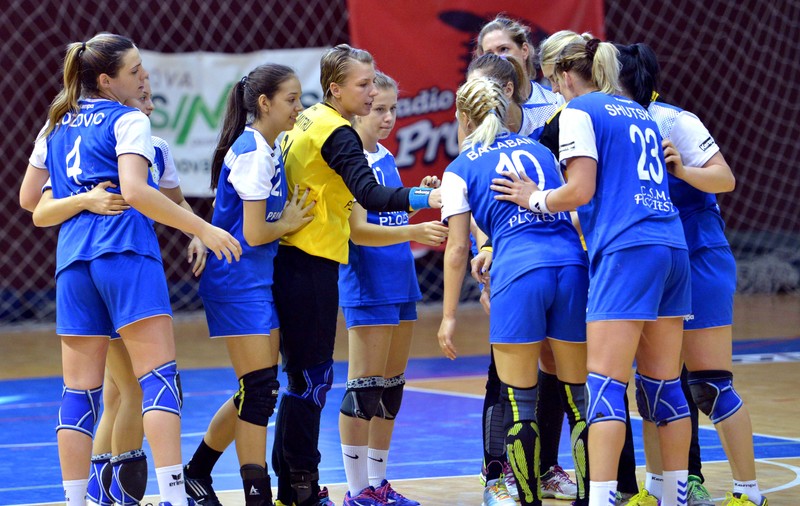 CSM Ploieşti a anunţat că nu îşi mai retrage echipele de handbal feminin şi masculin din campionat