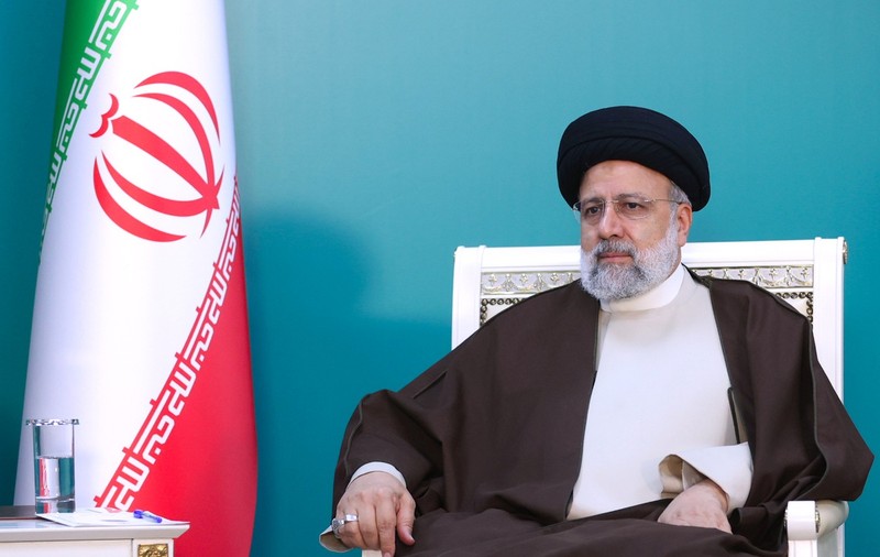 Implicațiile morții lui Ebrahim Raisi, care survine într-un moment cu provocări uriașe pentru Iran