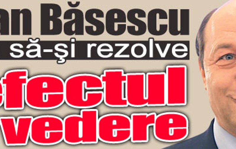 Nemulţumit de cum arăta, în tinereţe, Traian Băsescu a vrut să-şi facă operaţie la ochi