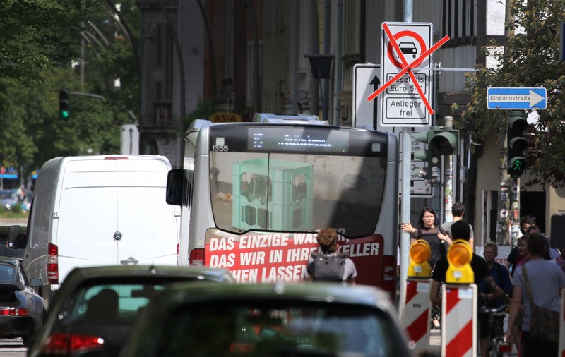 Hamburg a devenit primul oraș din Europa care a interzis mașinile Diesel