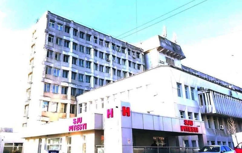 Percheziţii la Spitalul Judeţean Piteşti. Un medic este suspectat că a luat mită de la cel puţin 20 de pacienţi