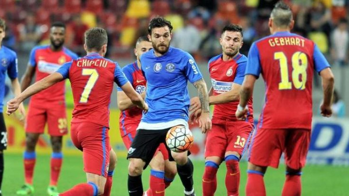 Timo Gebhart (dreapta) a dezamăgit la Steaua