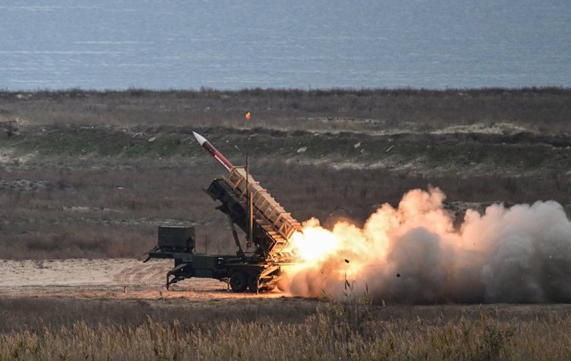Războiul din Iran lasă Ucraina fără rachete Patriot, dar și fără negociatorii americani: „Nu au timp pentru Ucraina”