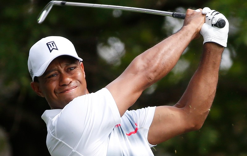 Tiger Woods a revenit în circuitul PGA de golf după aproape un an de absenţă
