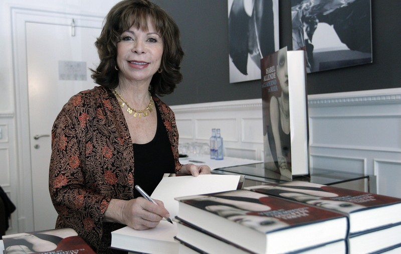 Scriitoarea Isabel Allende consideră că pandemia a scos la lumină inegalităţi flagrante: “Unii au petrecut izolarea pe un iaht în Caraibe, în timp ce alţii au suferit de foame”