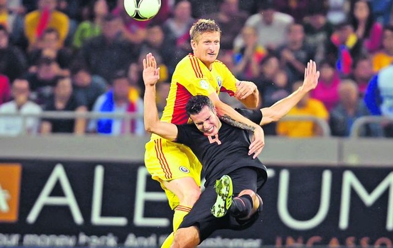 Victor Piţurcă, selecţionerul României, despre «secretul» eşecului cu Olanda (1-4): «Am făcut pe noi»