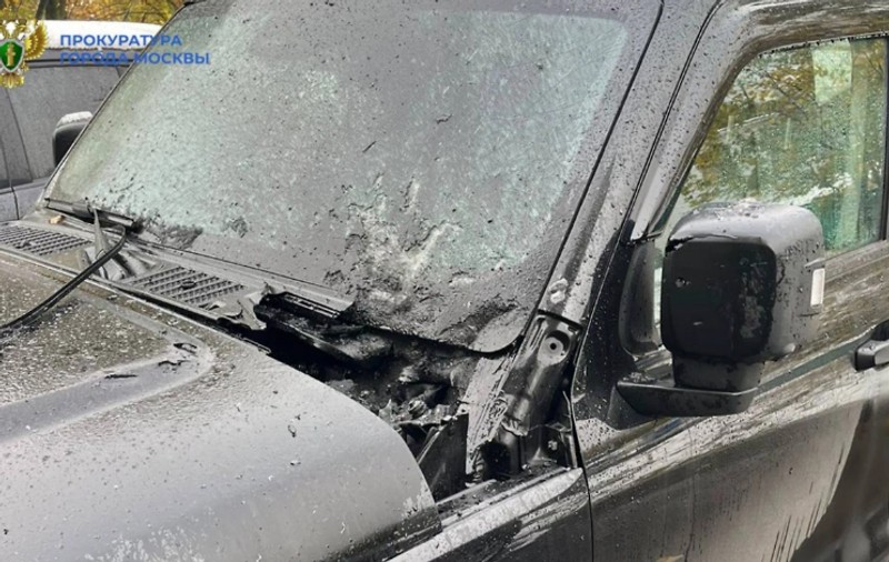 Mașina unui afacerist rus a fost aruncată în aer, la Moscova. Bărbatul a fost grav rănit, când a vrut să arunce punga cu scutece murdare în care se afla bomba | VIDEO