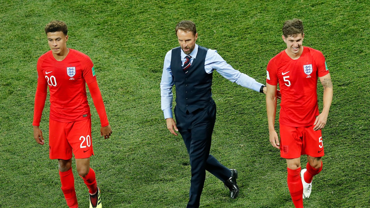 Cea mai ciudată accidentare de la Campionatul Mondial de fotbal Rusia 2018: selecționerul englez Southgate și-a rupt umărul în timp ce se bucura!