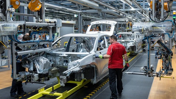 Porsche anunță o restructurare masivă sub noul CEO Michael Leiters. Foto: Getty Images