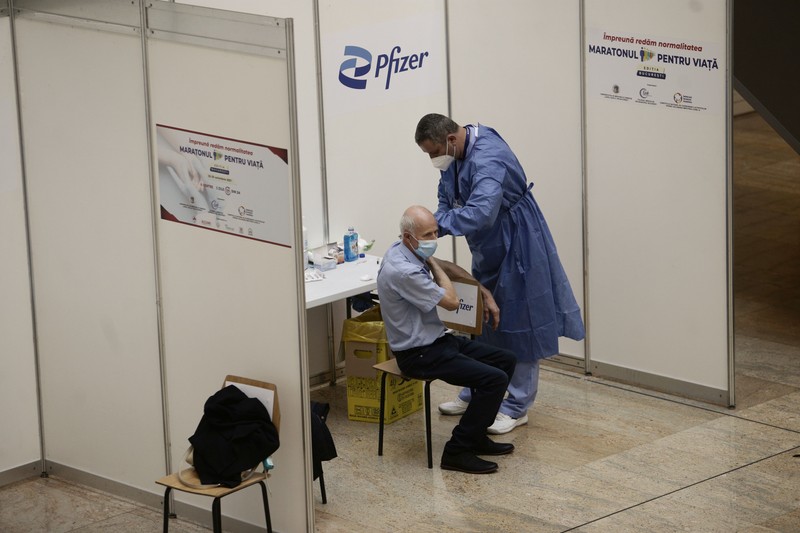 Constantin spune că s-a izolat cât s-a izolat, dar acum a venit momentul pentru prima doză de vaccin
