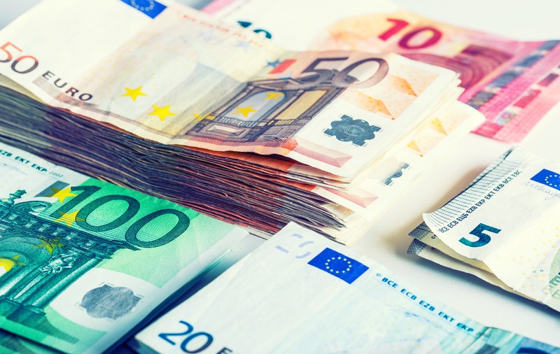 Vestea așteptată de români. Statul îți dă 25.000 de euro. Mai ai foarte puțin până îi încasezi!