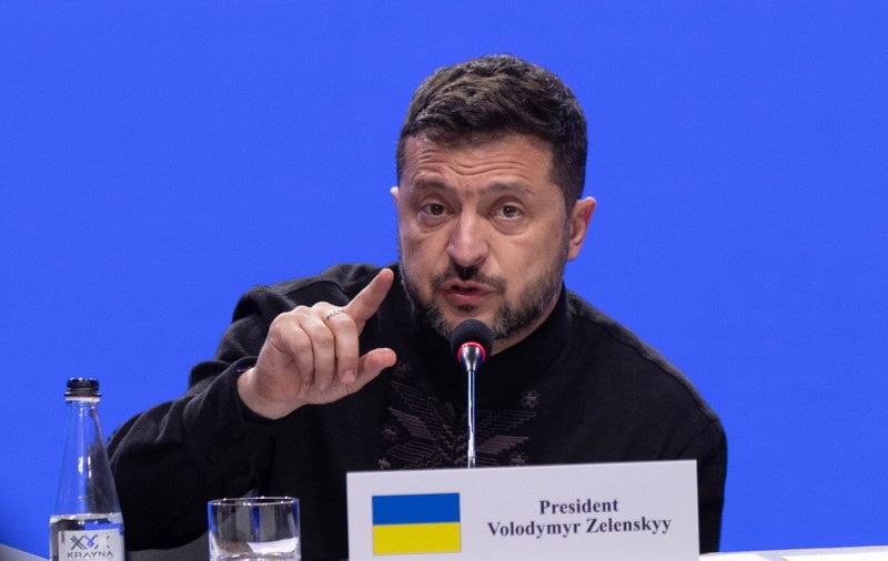Zelenski îl amenință pe Putin că va închide cerul Rusiei cu un val de drone: „Zilele sigure pentru aviația civilă s-au încheiat”