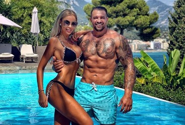 Bianca Drăgușanu și Alex Bodi se pregătesc de nuntă. "Petrecerea se va ține la un palat select de lângă București"