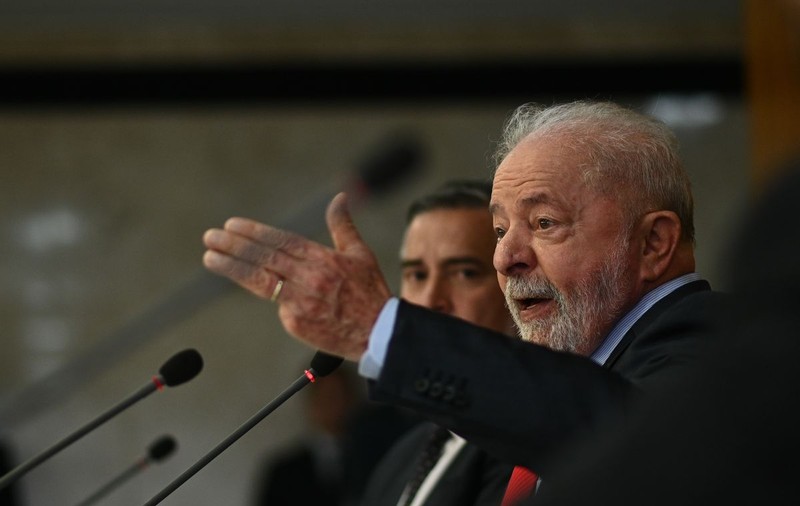 Lula da Silva crede că „bolsonariștii” din palatul prezidențial au ajutat mulțimea să intre în clădire în timpul revoltei din 8 ianuarie
