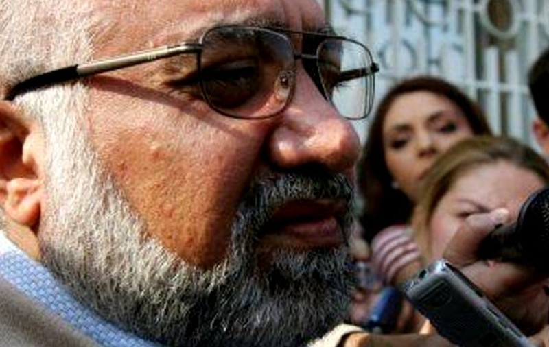 Omar Hayssam rămâne în închisoare. Omar Hayssam, cu barbă albă și ochelari