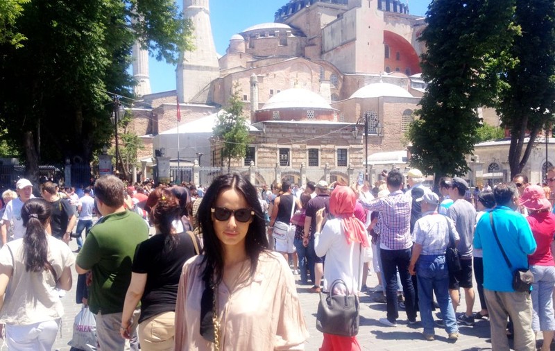Andreea Raicu a plecat în vacanță în Istanbul 