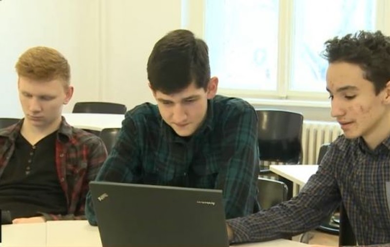 Patru elevi din Timișoara vor participa la un concurs NASA. N-aveau bani ca să ajungă în Statele Unite, dar au fost ajutați să-și vadă visul cu ochii